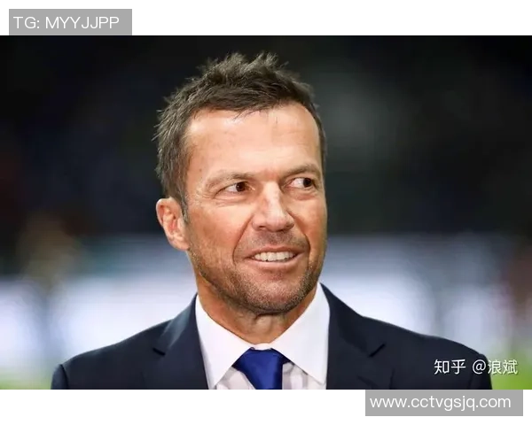 以圆图展现足球球星生涯轨迹与辉煌成就的视觉化分析