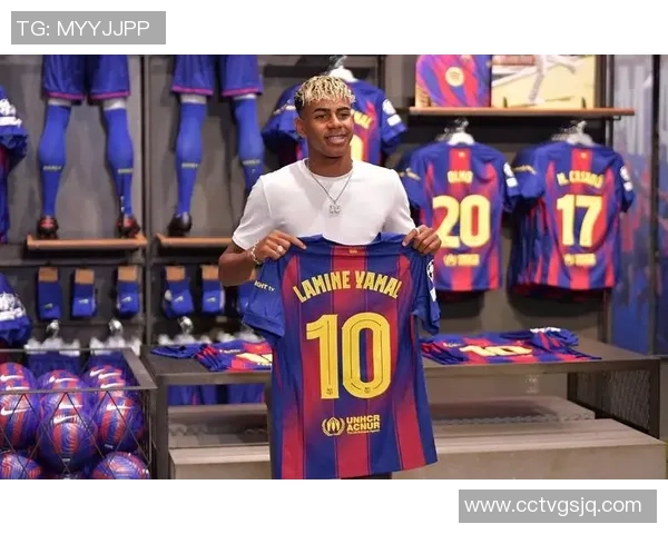 全球足球球星经典球衣回顾 展现各大俱乐部传奇风采