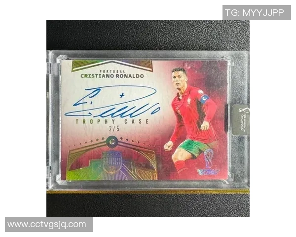 帕尼尼小真金球星卡足球收藏热潮引发市场关注与投资新机遇 帕尼尼小真金球星卡足球收藏热潮引发市场关注与投资新机遇