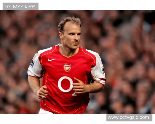 荷兰足球队历史上最具传奇色彩的球星是谁及其辉煌成就回顾